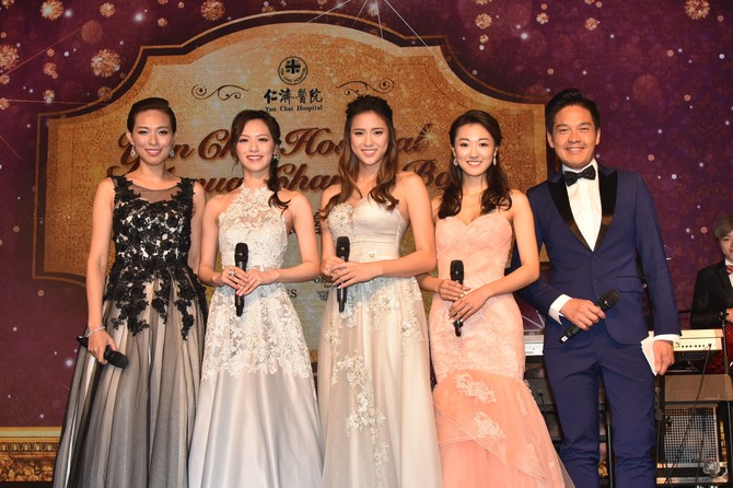2016年度香港小姐及大会司仪郑启泰、朱慧敏亦盛装出席